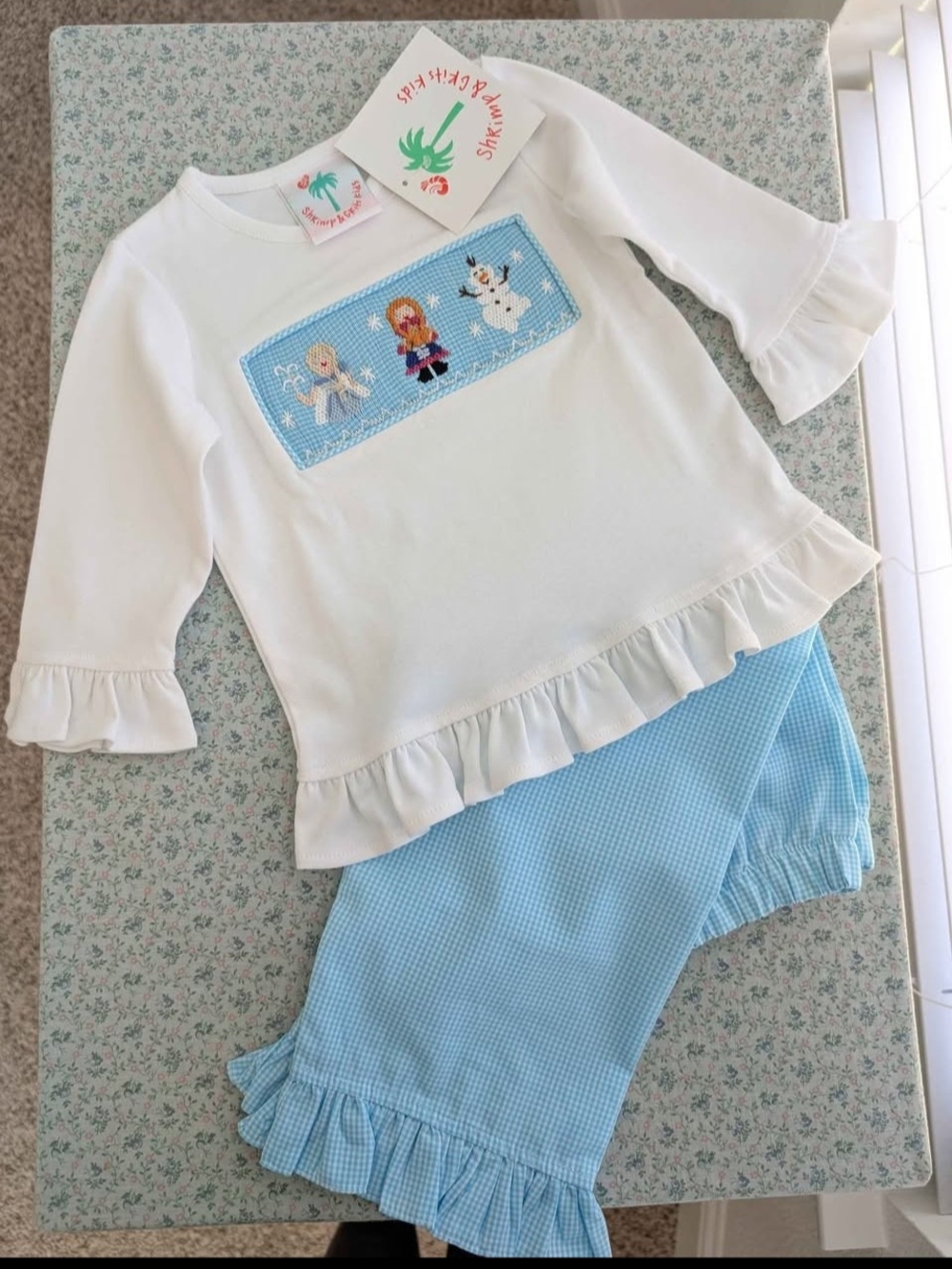 12/18 Mos Smocked Frozen Long Sleeve Pant Set